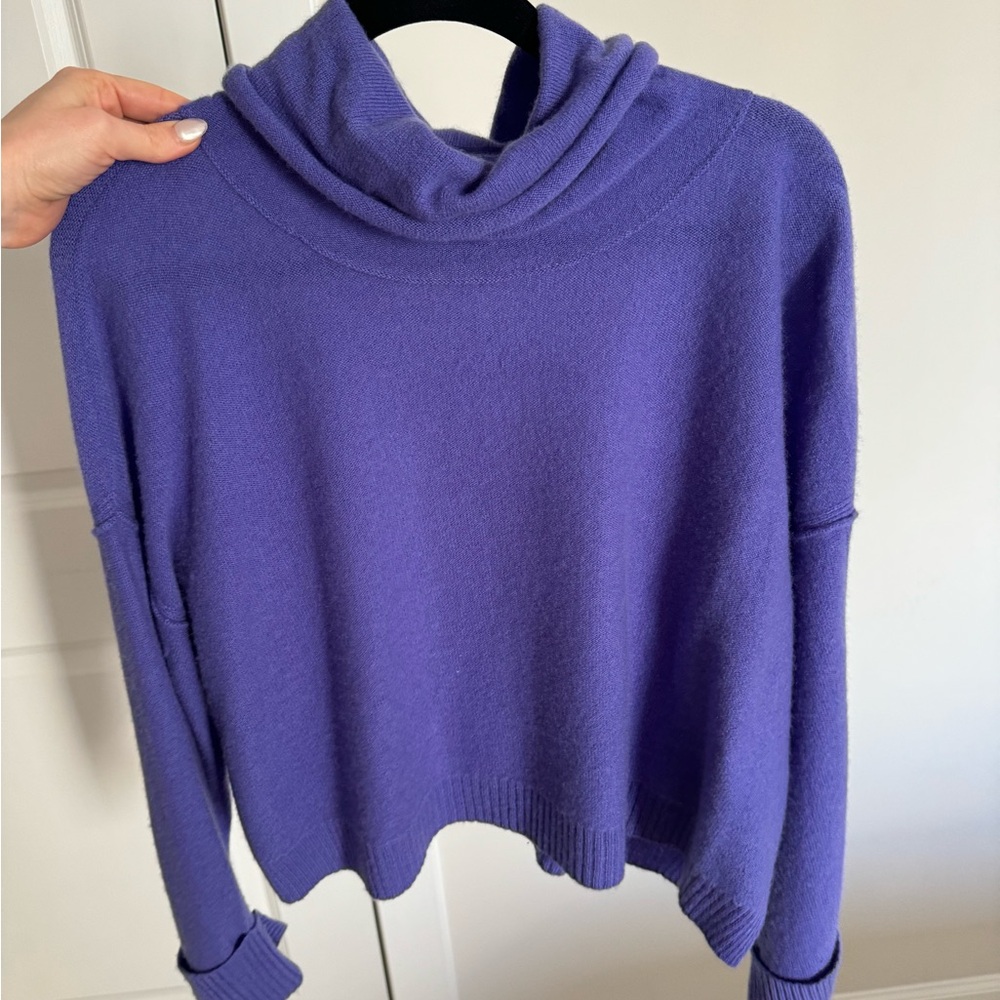 Free People 100% cashmere sweater